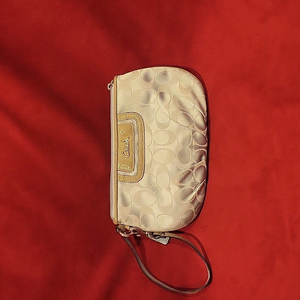 Coach patent leather trim UGC